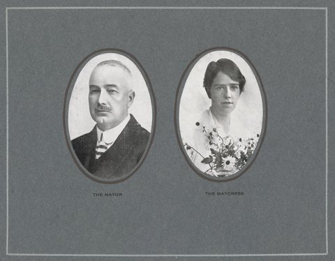Garden Party by His Worship the Mayor and Mayoress of Williamstown, 1922