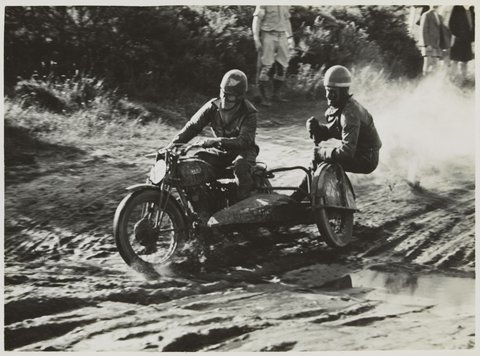 Templestowe & Oakleigh Scrambles, 1946