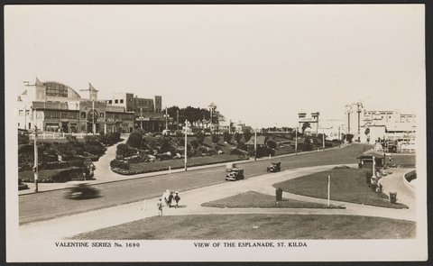 View of the Esplanade, St. Kilda, 1930–40