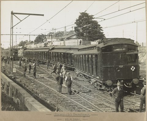 Elsternwick Derailment. 21.4.1926