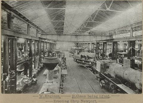 W.Engines. R.Class being lifted. Erecting Shop Newport, 1899