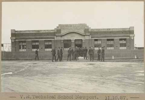 V.R.Technical School Newport. [Exterior.], 1927