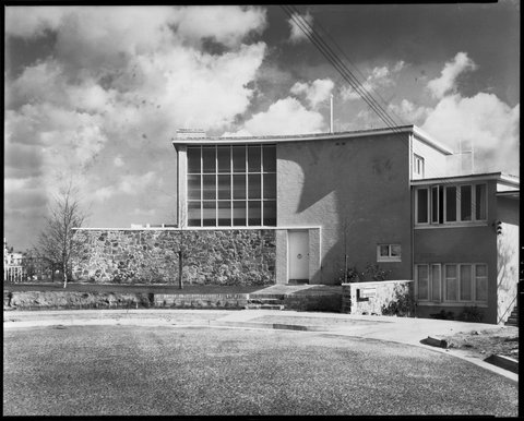 Flats designed by Roy Grounds, 3 Glover Court, Toorak, 1943?