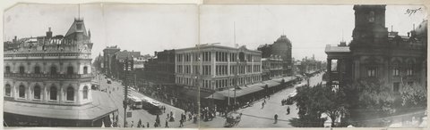 Elevated view of Melbourne from the corner of Swanston and Collins Streets, 1905?