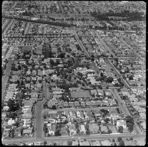 Aerial view over residential streets, Malvern, Victoria, 1951