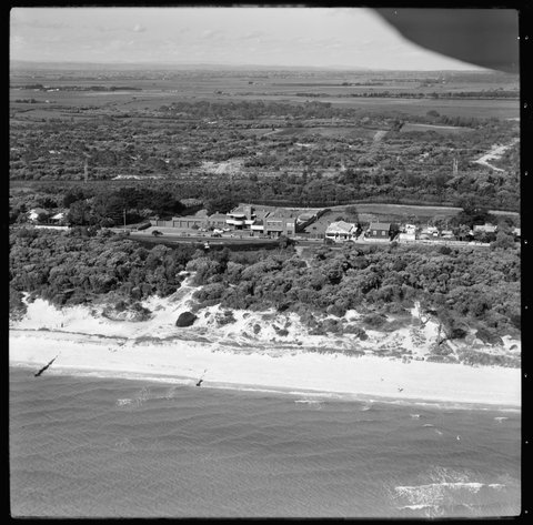 Aerial view looking east towards Hotel Riviera at Carrum, Victoria, 1950