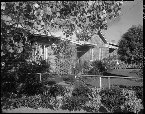 Housing Commission of Victoria homes in Brunswick, including Kitchener St., Albion St. and Curtin Ave, 1947