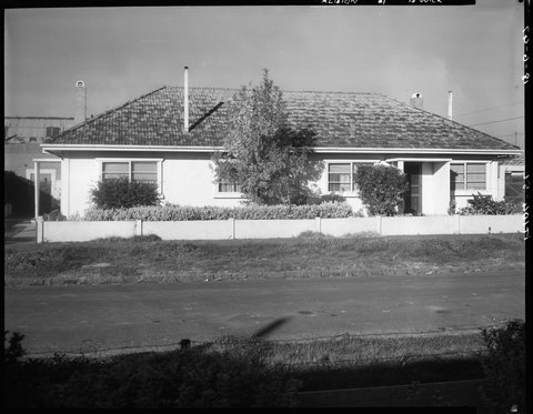 Housing Commission of Victoria homes in Brunswick, including Kitchener St., Albion St. and Curtin Ave, 1947