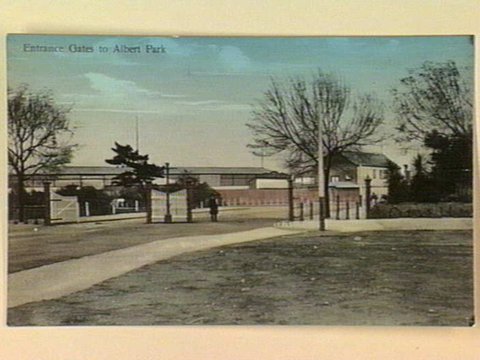 Entrance Gates to Albert Park, c. 1908