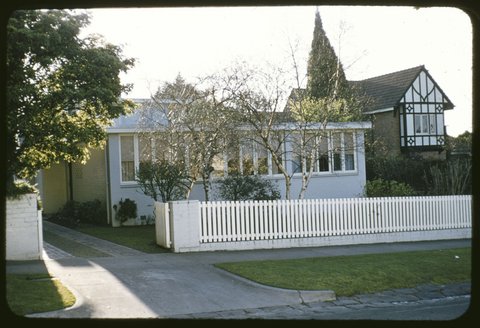 Flats. 5 Moralla Road, Malvern. Melb. Roy Grounds 1941