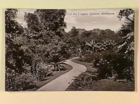 In the Treasury Gardens, Melbourne, c. 1917
