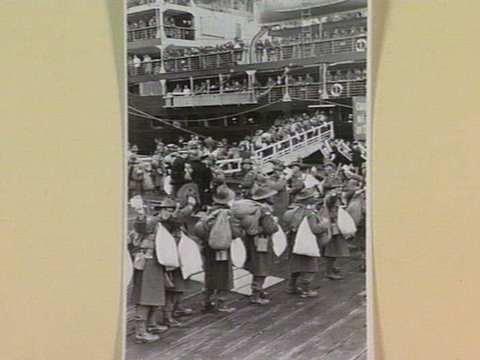 Embarkation of the 2nd A.I.F. Contingent on a troopship at Port Melbourne, 1939–45