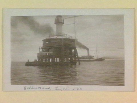 Gellibrand Light, Ship [Off Williamstown.], 1905–14