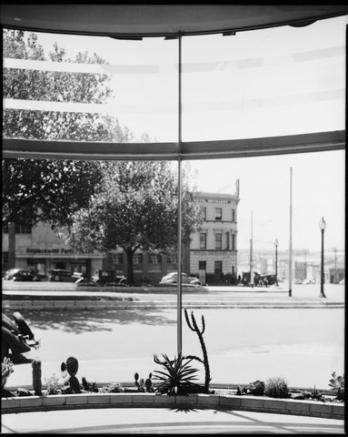 Interior of Melford Motors car showroom, 615-633 Elizabeth St, c. 1940