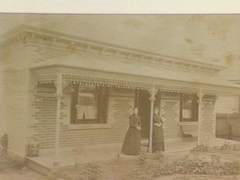Exterior view of a house, Caulfield, 1880–95