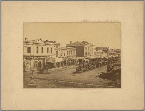 [Bourke Street, Melbourne, south side between Swanston and Elizabeth Streets, looking west], 1861