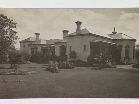 Arden, home of Mr. Frank Tate of the Education Department, Cotham Road Kew, 1880–1910