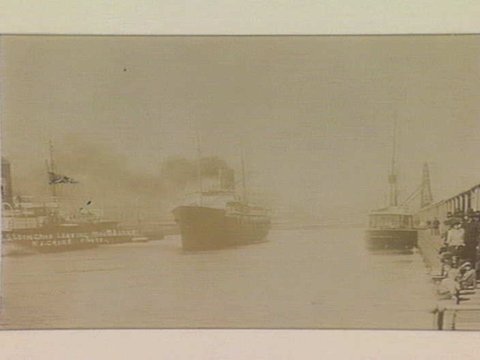 S.S Loongana leaving Melbourne, 1905–14