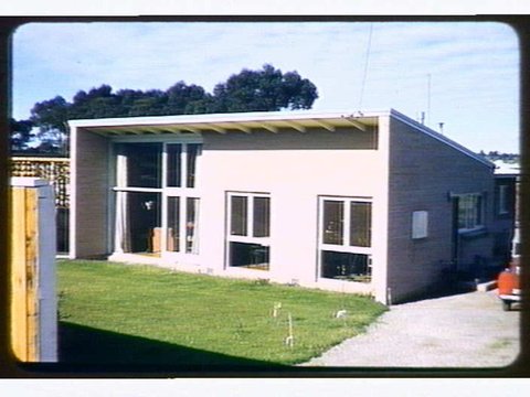 House. 18 Madden Street. North Balwyn. Melb. Vic. R. D. Jones & Associates 1954