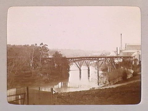OLD STUDLEY PARK BRIDGE [Kew. A.P.M. Factory on north bank of Yarra River.], 1890–1910