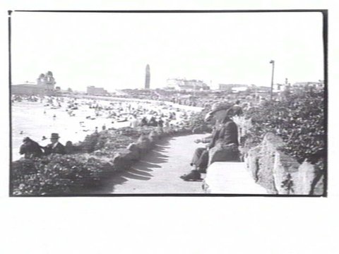 View of St. Kilda beach, 1934–35