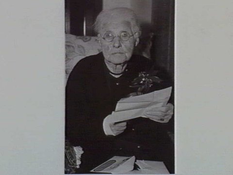 Mrs Mary Ann Ross of Rossmoyne Street, Thornbury, Melbourne was 101 years of age on Wed 15-5-1940, c. 1940