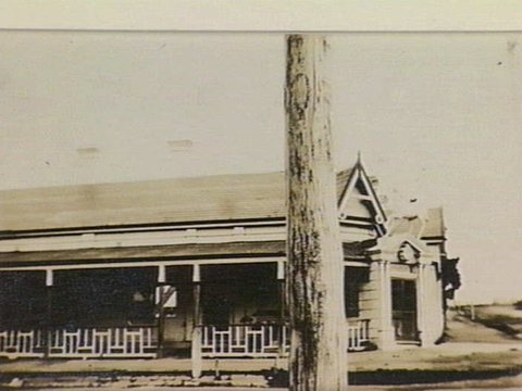 Whitehorse Inn, Box Hill, 1930–33