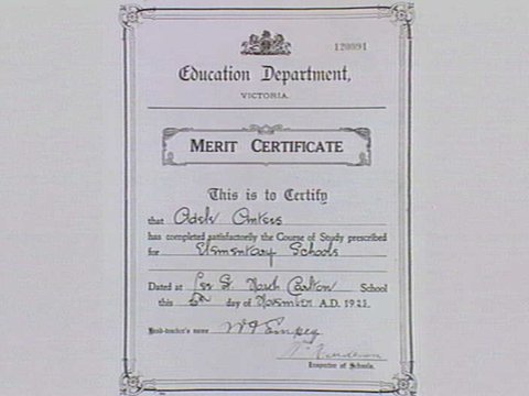 Merit certificate after the completion by 8 years schooling by an Australian of Lebanese descent, Carlton, 1923