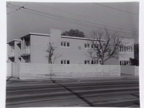 View from Malvern Road, of "Clendon" flats, corner Clendon and Malvern Road, Armadale, designed by Roy Grounds, c. 1940
