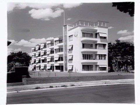 "Newburn" flats, 30 Queens Road Melbourne, designed by Frederick Romberg and Mary Turner Shaw - exterior, c. 1940