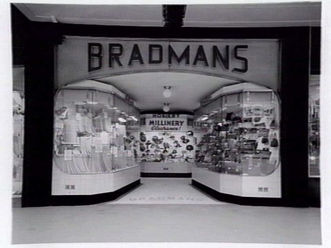 Bradmans bags, hosiery & millinery, 155 Swanston Street, Melbourne, c. 1941