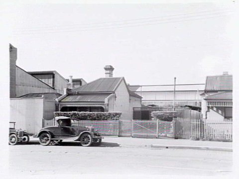 Single front, semi-detached terrace house in Union Street, Brunswick, near Gordon Bros. P/L, c. 1947