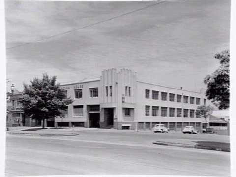 Tintara House, commercial premises of Thomas Hardy, wine merchants, 69-71 Flemington Rd., North Melbourne, 1950