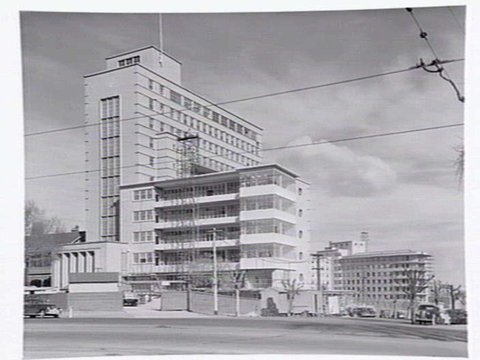 Construction of Prince Henry's Hospital, Melbourne, c. 1951