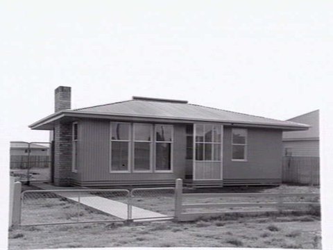 Relocatable house, Preston, 1952