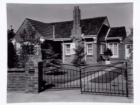 Private residence, Walker (name of owner?) Murrumbeena, c. 1953