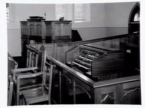 Console of the organ in St. Andrew's Presbyterian Church, Footscray, c. 1954