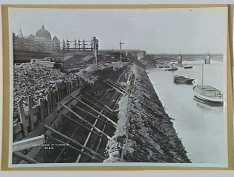 Laying Cables at Flinders St, 1916