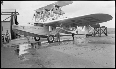 Collection of negatives and photograph of Essendon Aerodrome, 1930–50
