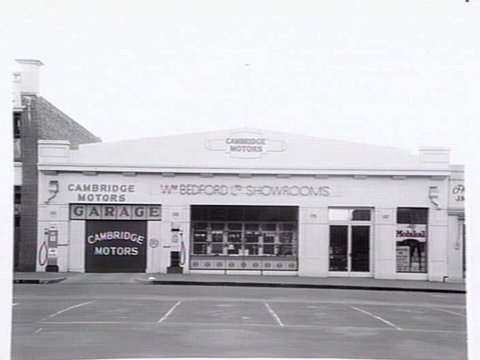 Cambridge Motors, 131 Lonsdale St., Melbourne, 1947