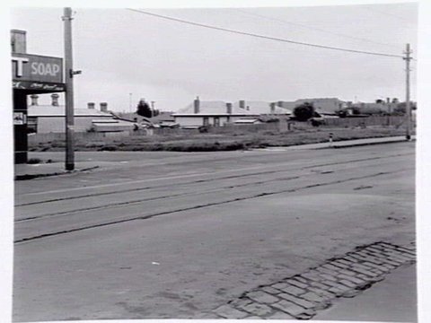 Empty paddock on N.W. corner of Whitby St. and Melville Rd., Brunswick West, 1947