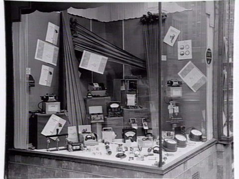 Display windows at British General Electric (BGE) store, Magnet House, 388 Bourke Street, Melbourne, 1949–55