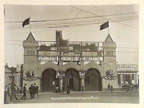 Windsor Castle. Spencer St. Station Melb. [i.e. Melbourne], 1939