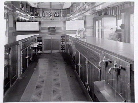Bar, Essendon Hotel, 1937