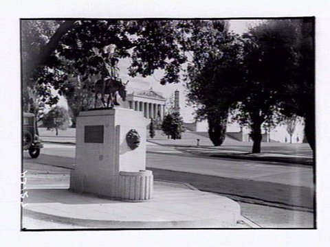 Man with the Donkey Memorial, Melbourne, 1948