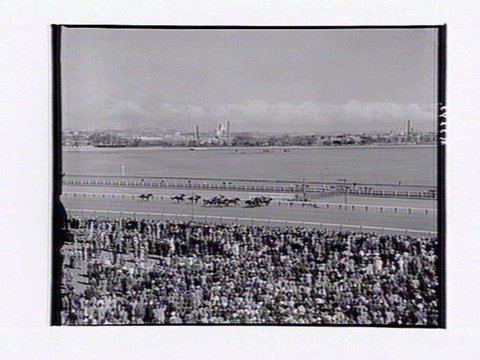 Bird's-eye view of Flemington Racecourse, c. 1946
