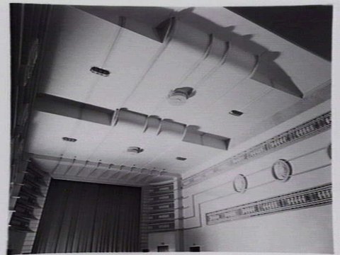 Interior of Hoyts Centre, Bay Street Brighton, c. 1943