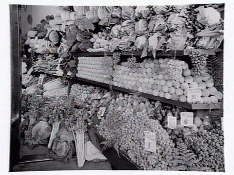 Glen Iris Fruit Supply, 1525 High St., Glen Iris, 1949