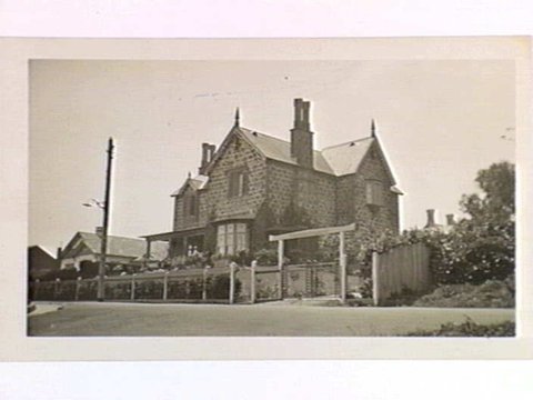 The Hawthorns, Creswick St, Hawthorn, 1933