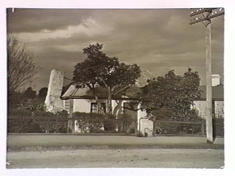 Cape Street cottage built in 1850, Heidelberg, 1936